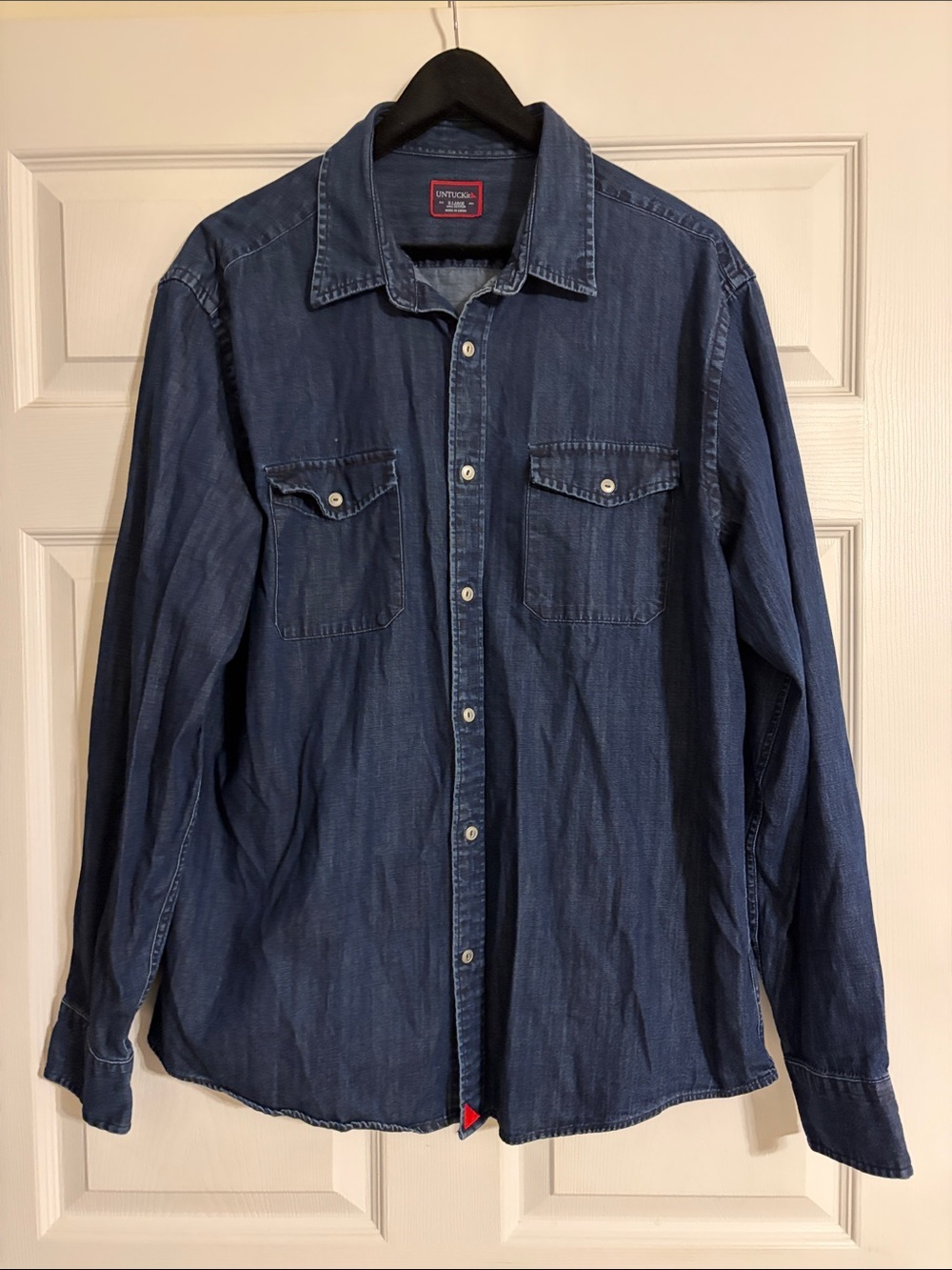 UNTUCKit Men's Blue Denim Long Sleeve Button Down Utility Shirt